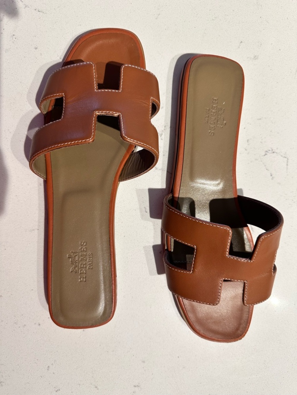 Hermès Oran Tan Brown Leather H Slide Sandals - Picture 4 of 8